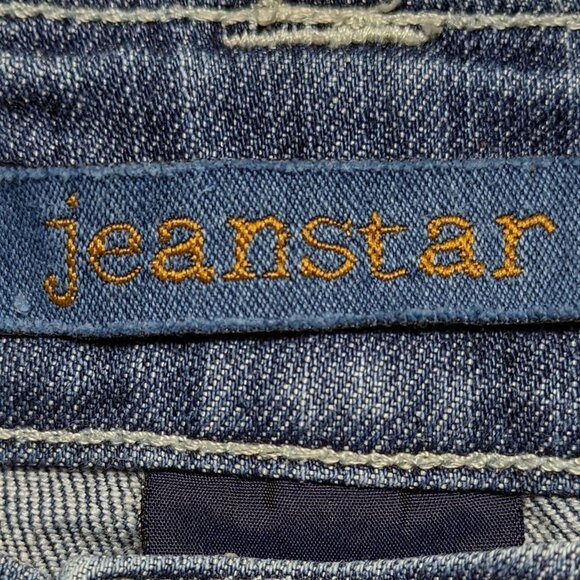 JEANSTAR Embroidered Cuffed Stretch Jean Capris Dark Wash Size 4 - Picture 2 of 14